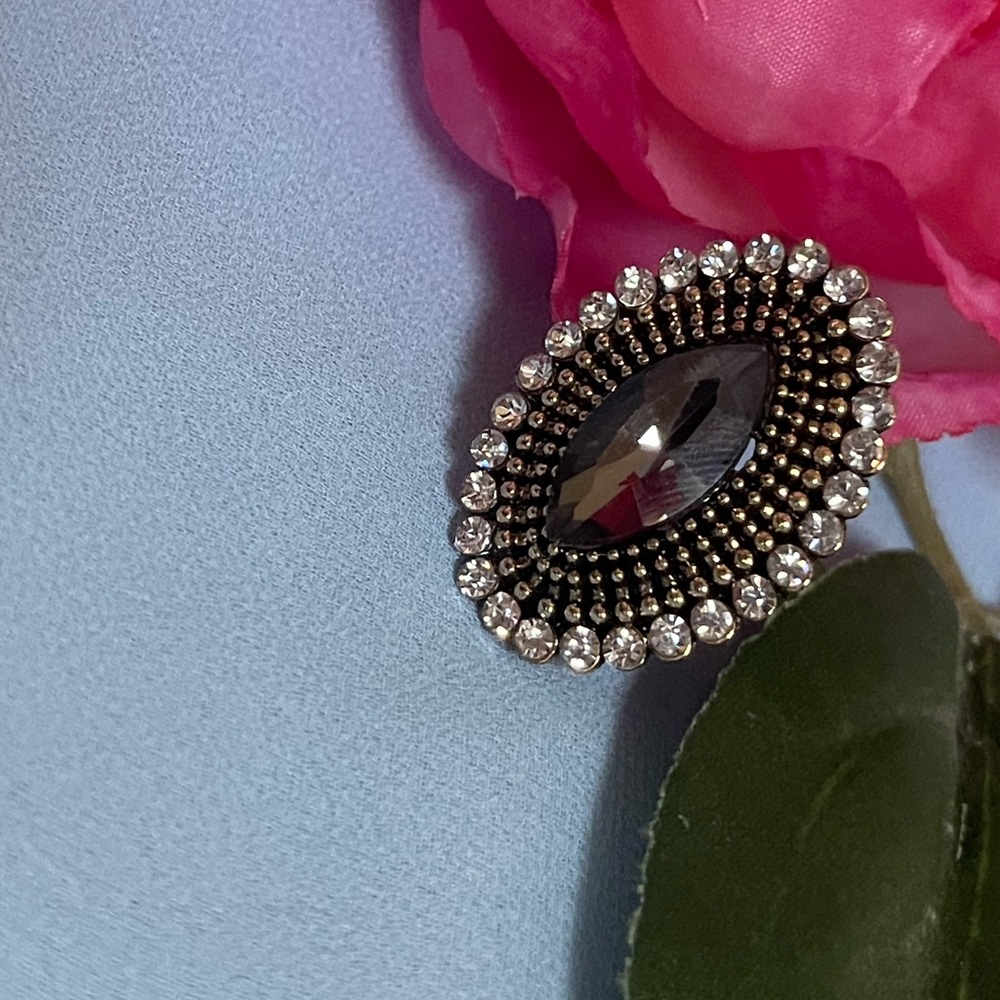 Party Ring - Picture 6 of 7